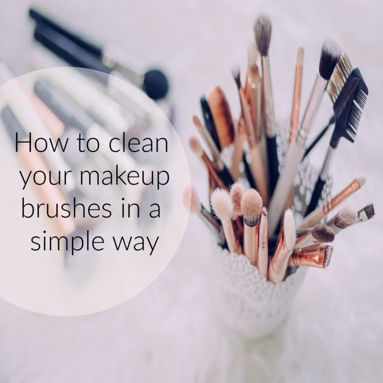 Makeup brushes